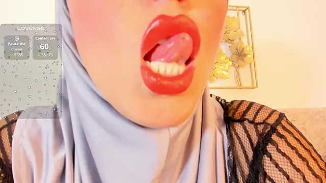 Snapshot of hanajameela chatting on November 17, 11:49 am hanajameela online show from November 17, 11:49 am