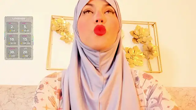 Snapshot of hanajameela chatting on December 15, 11:47 am hanajameela online show from December 15, 11:47 am