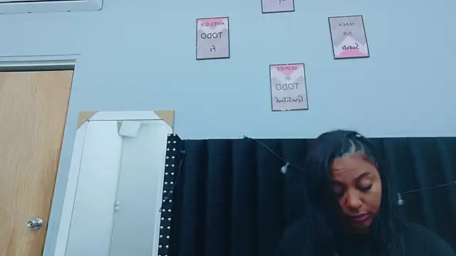 Snapshot of colombiamommy chatting on November 21, 12:37 pm colombiamommy online show from November 21, 12:37 pm