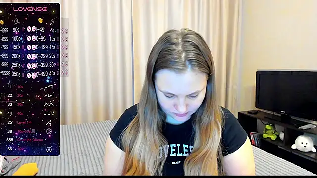 AlanaBrox online show from February 8, 1:01 pm