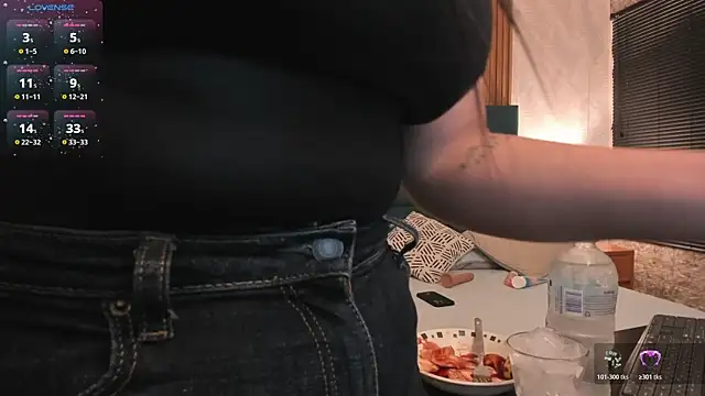 Kareena chopra online show from October 22, 12:38 pm