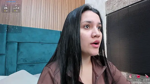 Kareena chopra online show from November 3, 12:50 pm