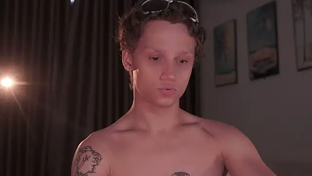 Nicky neal online show from April 4, 2:21 am