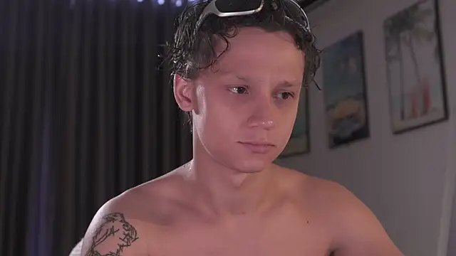 Nicky neal online show from April 12, 2:38 am