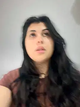 Alyaa s online show from March 31, 9:48 pm