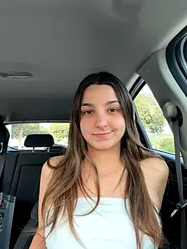 DoriDeluxe66 online show from November 1, 3:47 pm