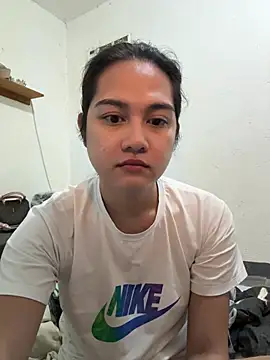 Snapshot of MarieLoveGlamorous chatting on July 5, 9:38 am MarieLoveGlamorous online show from July 5, 9:38 am