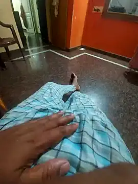 Stripkomal online show from November 5, 4:29 pm