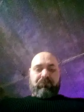 Snapshot of Czarny1104 chatting on December 14, 8:30 am Czarny1104 online show from December 14, 8:30 am