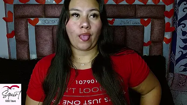 Snapshot of ValerieDiiamond chatting on November 21, 5:28 am ValerieDiiamond online show from November 21, 5:28 am