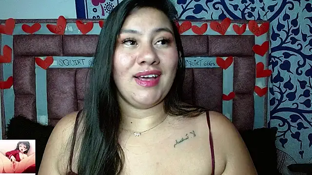 Snapshot of ValerieDiiamond chatting on November 30, 5:33 am ValerieDiiamond online show from November 30, 5:33 am