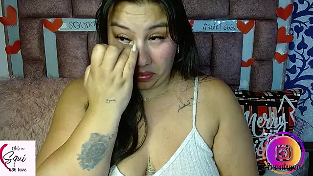 Snapshot of ValerieDiiamond chatting on December 18, 5:13 am ValerieDiiamond online show from December 18, 5:13 am