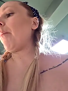 Bondgirl 013 online show from April 4, 4:37 pm