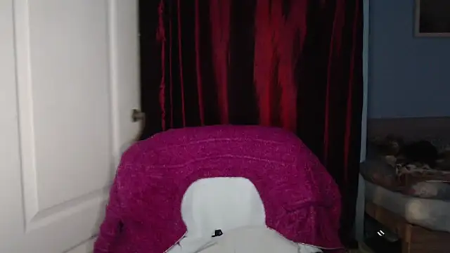 ryhhnnagold99 online show from December 17, 4:57 pm