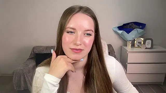 EvaMaddison online show from September 8, 6:29 pm