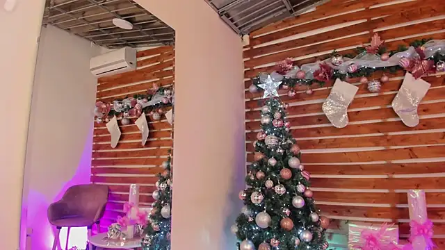  MeganRain online show from December 22, 8:55 am