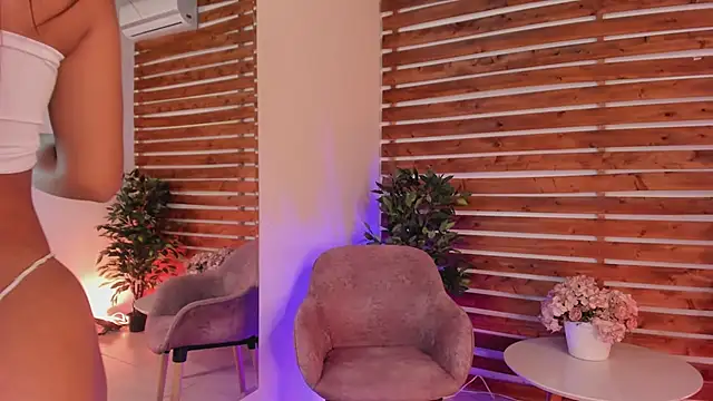  MeganRain online show from March 23, 8:40 am