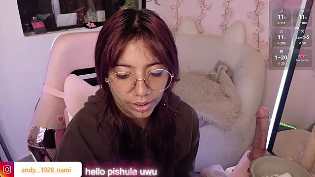 Snapshot of Nami_usagi chatting on May 1, 9:30 pm Nami usagi online show from May 1, 9:30 pm