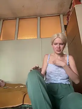 Snapshot of Keylili chatting on May 16, 3:33 pm Keylili online show from May 16, 3:33 pm