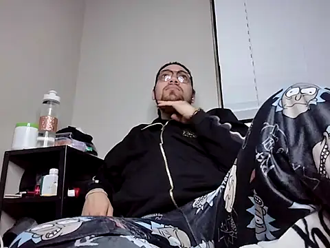 Snapshot of lucasgalacticman chatting on January 8, 3:51 am lucasgalacticman online show from January 8, 3:51 am