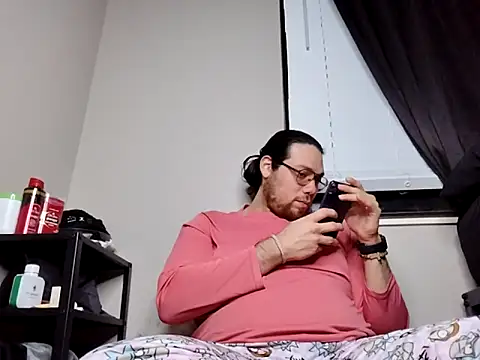 Snapshot of lucasgalacticman chatting on January 12, 3:28 am lucasgalacticman online show from January 12, 3:28 am