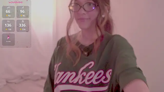 HannaMoom online show from March 12, 10:38 pm