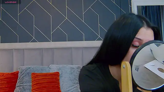 EmyLaveau online show from January 15, 5:56 am