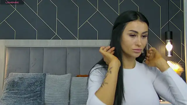 EmyLaveau online show from March 23, 6:17 am