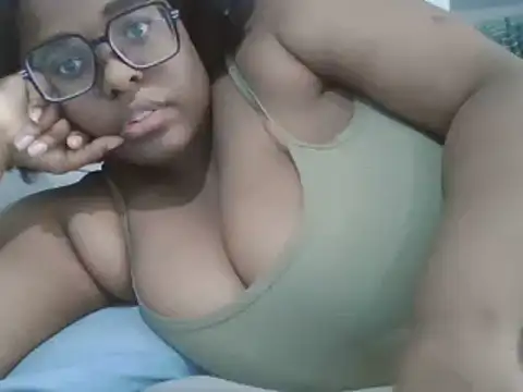 Snapshot of MissCC99 chatting on January 19, 2:28 pm MissCC99 online show from January 19, 2:28 pm