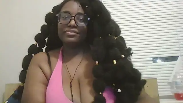 Snapshot of MissCC99 chatting on October 21, 2:23 am MissCC99 online show from October 21, 2:23 am