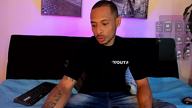 Snapshot of Sweet_Alessandre chatting on November 21, 7:23 pm Sweet Alessandre online show from November 21, 7:23 pm