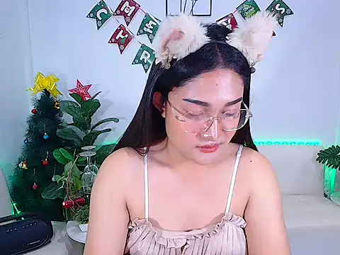 Snapshot of plysaithailand chatting on January 7, 1:35 pm plysaithailand online show from January 7, 1:35 pm