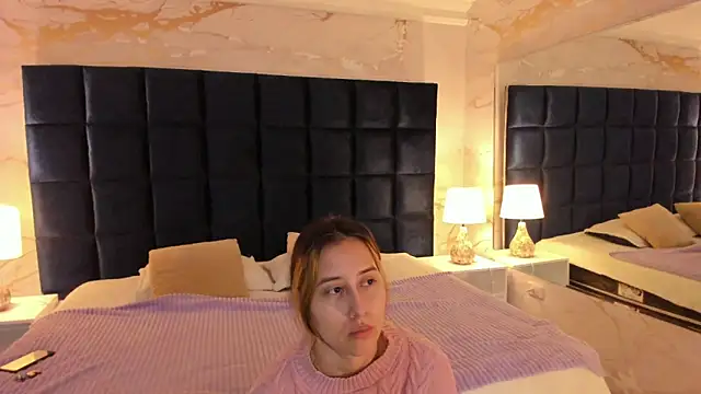 Snapshot of Abby_Sweet1_ chatting on December 4, 11:41 am Abby Sweet1 online show from December 4, 11:41 am