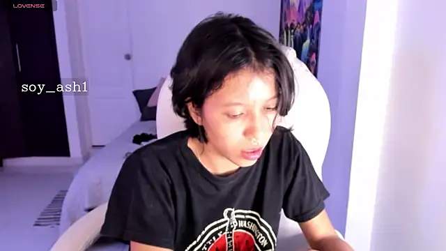 Ashlleycam  online show from December 5, 1:25 am