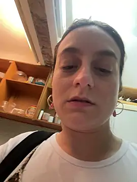 indierotic online show from December 15, 5:56 am