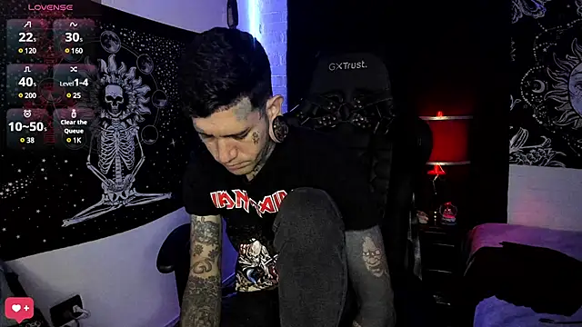 Snapshot of josh__ackerman chatting on February 25, 10:18 pm josh ackerman online show from February 25, 10:18 pm