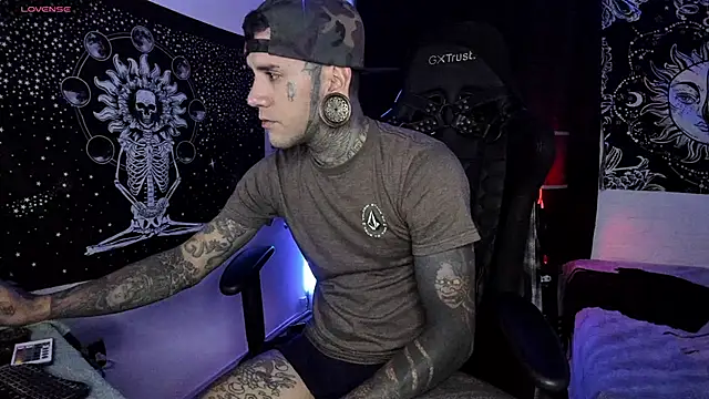 Snapshot of josh__ackerman chatting on March 6, 12:54 am josh ackerman online show from March 6, 12:54 am