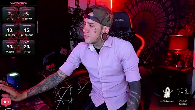 Snapshot of josh__ackerman chatting on September 26, 3:05 pm josh ackerman online show from September 26, 3:05 pm