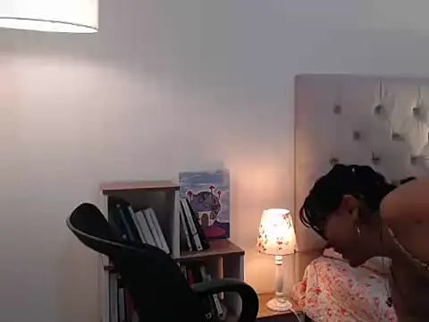 Snapshot of camii_7 chatting on November 6, 10:10 pm camii 7 online show from November 6, 10:10 pm