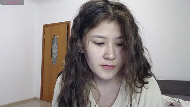 Riz girl online show from October 5, 6:39 pm