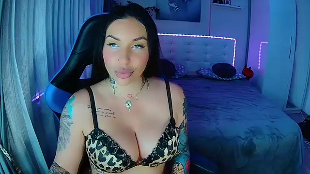 Snapshot of cokeyspeed69 chatting on February 16, 10:33 am cokeyspeed69 online show from February 16, 10:33 am