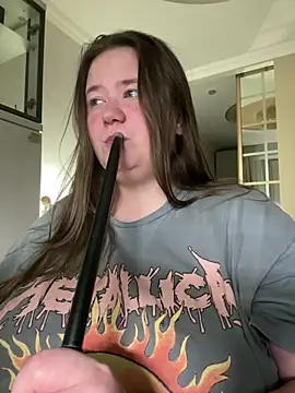 Snapshot of remirann_ chatting on February 28, 6:20 pm remirann online show from February 28, 6:20 pm