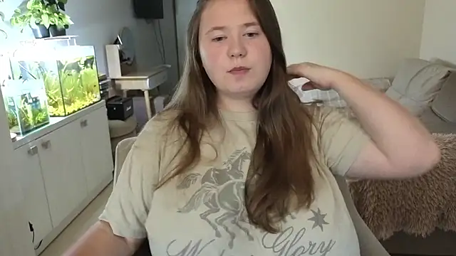 Snapshot of remirann_ chatting on September 29, 12:10 pm remirann online show from September 29, 12:10 pm