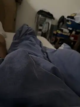 Alerandro00 online show from April 27, 9:29 am