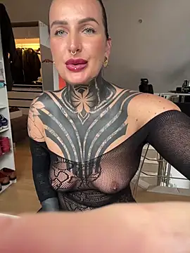InkedBiitch online show from March 28, 8:14 am