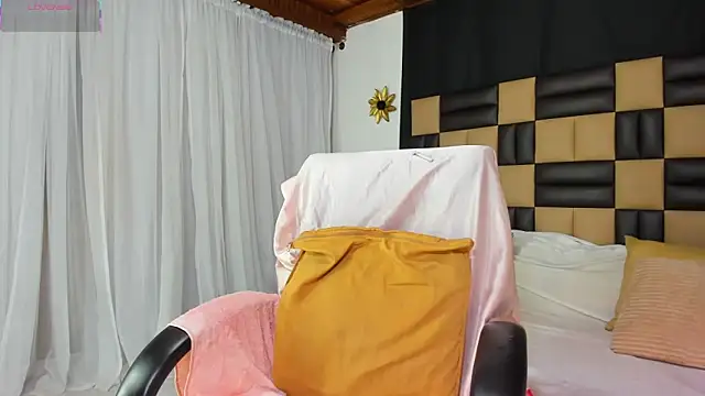 BarbieKano online show from October 17, 11:51 pm