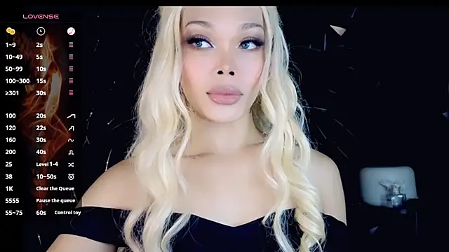 Snapshot of sugar_bbyxx chatting on November 15, 4:32 am sugar bbyxx online show from November 15, 4:32 am