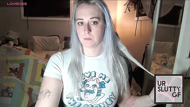 ursluttygf online show from November 16, 2:28 am