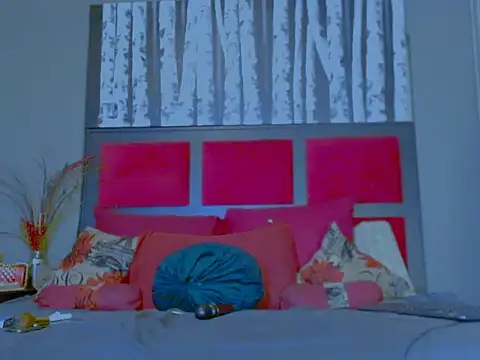 MissParis26 online show from October 12, 9:14 pm