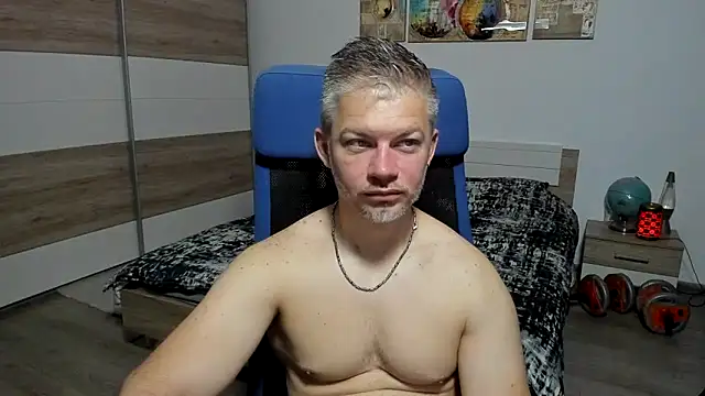 RobbyShawz online show from June 22, 4:53 am